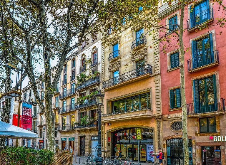 Fachadas de edificios de Barcelona