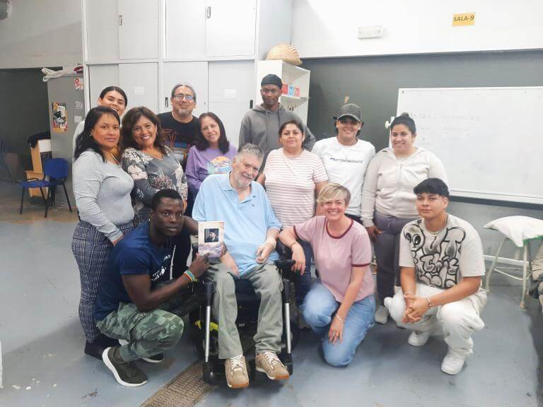 Foto de grupo formadores ECOM i alumnos Casal dels Infants
